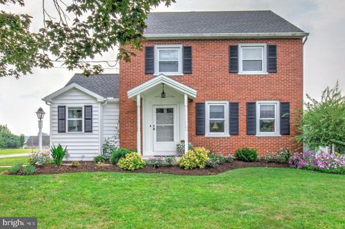 306 Spring Glen Dr, EPHRATA, PA, 17522-9249 | Card Image