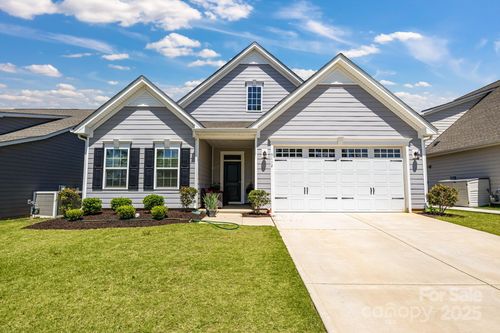 5112 Larewood Dr, Charlotte, NC, 28215-9604 | Card Image
