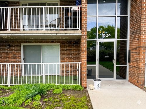 1b-1104 Mercury Dr, Schaumburg, IL, 60193-3444 | Card Image