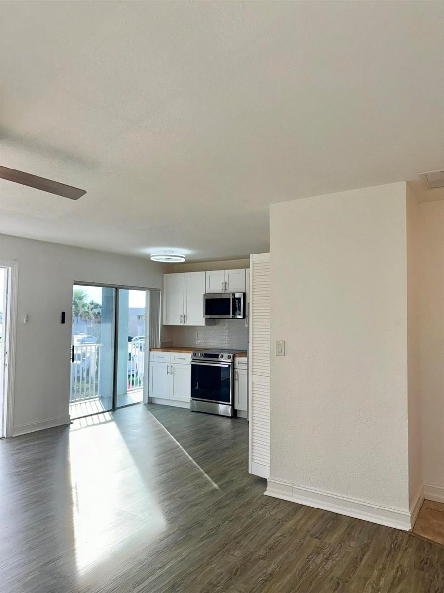 Residential Lease in Unknown 4
