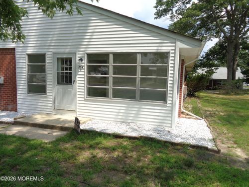 264 C Laurel Pl, Whiting, NJ, 08759-3074 | Card Image