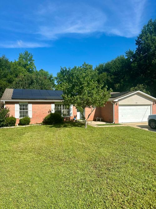 138 Louise Dr, Crestview, FL, 32536-4231 | Card Image