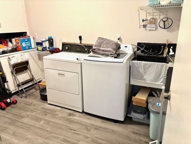UNIT-82 - 32080 Grand River Ave, Condo with 2 bedrooms, 2 bathrooms and null parking in Farmington MI | Image 8