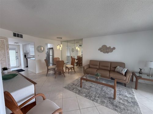 304-9400 Sunrise Lakes Blvd, Sunrise, FL, 33322-1207 | Card Image