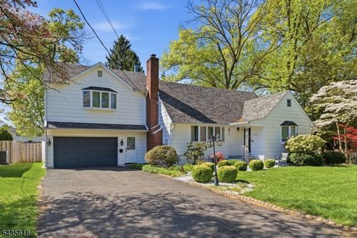 785 3rd St, Dunellen, NJ, 08812-1146 | Card Image
