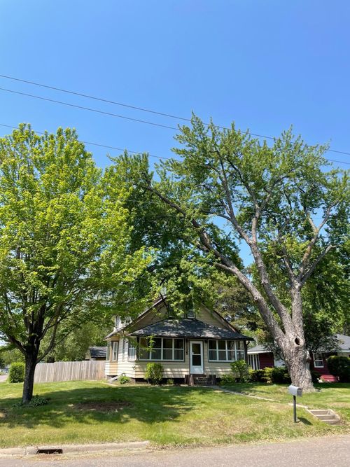 1125 9th Ave Se, Saint Cloud, MN, 56304-1615 | Card Image