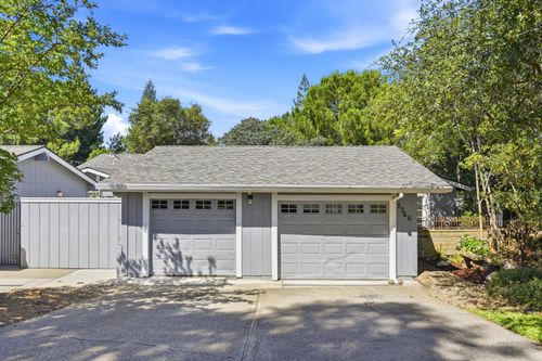 3266 Amethyst Dr, Cameron Park, CA, 95682-8509 | Card Image