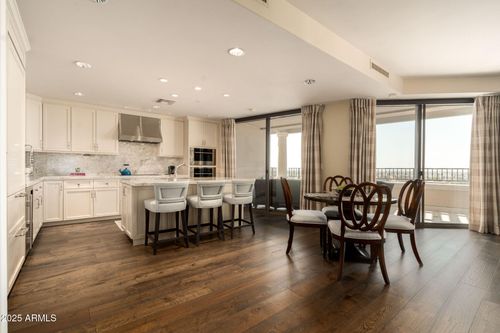 1105-7181 E Camelback Rd, Scottsdale, AZ, 85251-1279 | Card Image