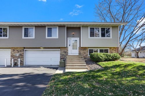 428 96th Ln Ne, Blaine, MN, 55434-1368 | Card Image