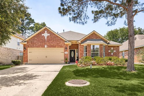 26867 Castlecliff Ln, Kingwood, TX, 77339-2981 | Card Image