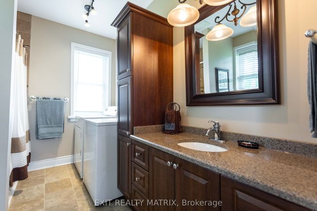 1467 Wade Rd, Home with 4 bedrooms, 2 bathrooms and 18 parking in Russell ON | Image 28