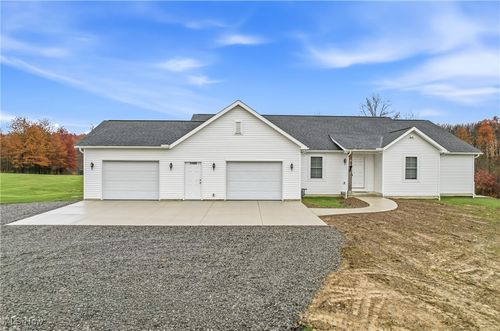 11489 Mahoning Ave, North Jackson, OH, 44451-9618 | Card Image