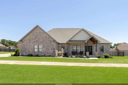162 Valley Grove St, Tuscumbia, AL, 35674-8010 | Card Image