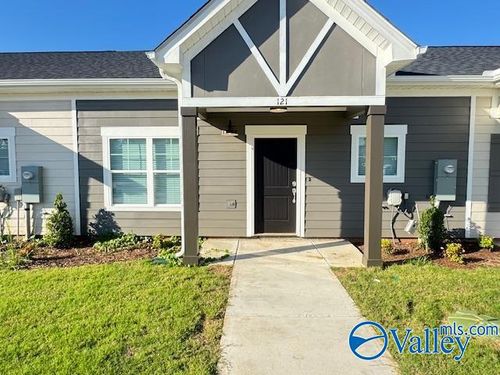 121 Foster Way Dr, Huntsville, AL, 35806-3116 | Card Image