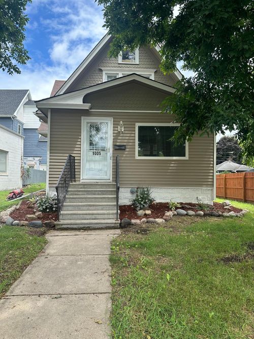 1005 S Broadway Ave, Albert Lea, MN, 56007-4514 | Card Image