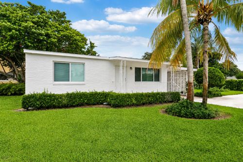 2516 Lorraine Ct, North Palm Beach, FL, 33403-1414 | Card Image