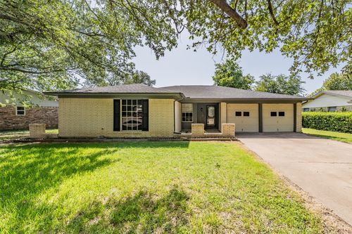 1227 Willowwood Drive, Cleburne, TX, 76033 | Card Image