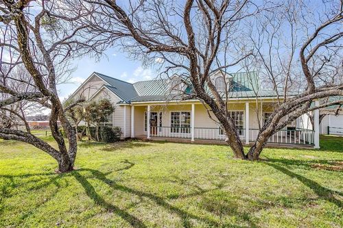 1930 Old Mineral Wells Hwy, Weatherford, TX, 76088-7012 | Card Image