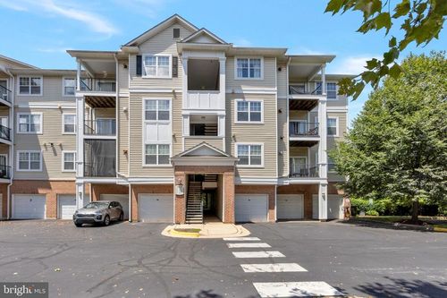 303-19608 Galway Bay Cir, GERMANTOWN, MD, 20874-4634 | Card Image