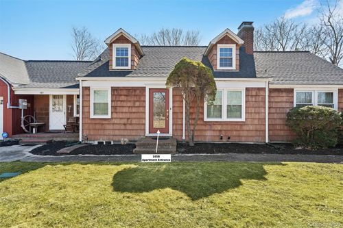 unit-b-165 Montauk Hwy, Southampton, NY, 11968-4123 | Card Image