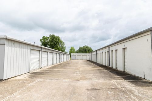 126 N Hollywood, Houma, LA, 70364 | Card Image