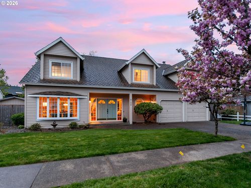 6106 Churchill Downs Dr, West Linn, OR, 97068-2523 | Card Image