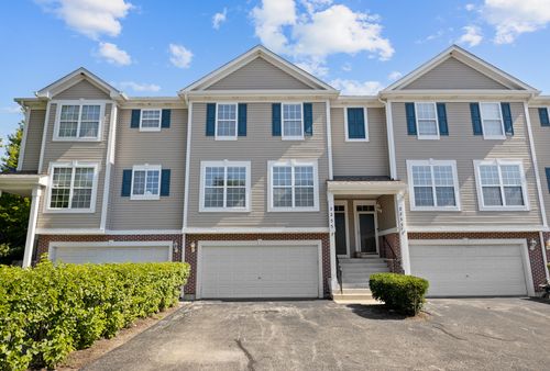 2255-2255 Hudson Cir, Aurora, IL, 60502-7337 | Card Image