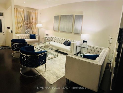 7 Shediac Rd, Brampton, ON, L6Y0V8 | Card Image