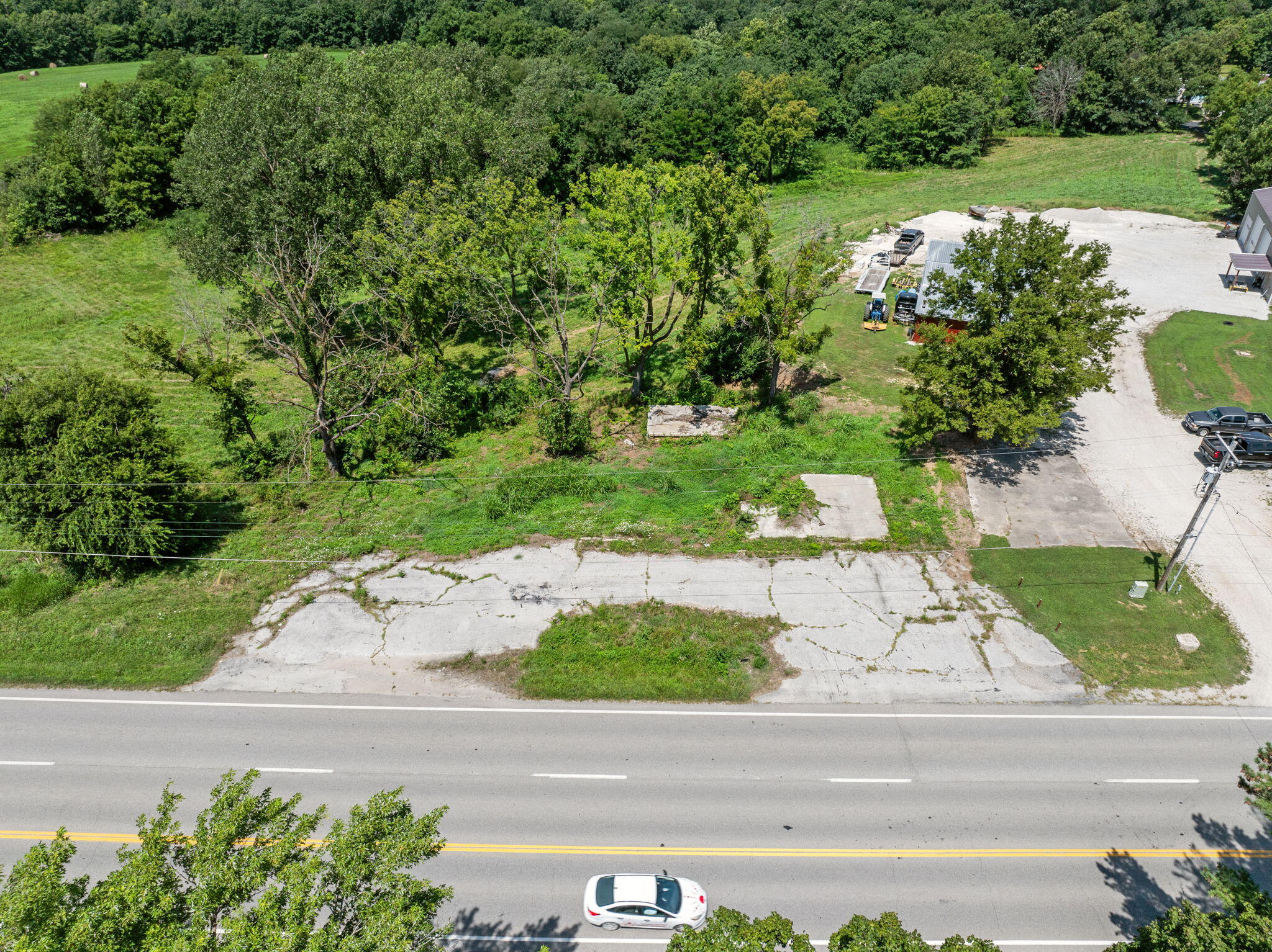 Land in BOONVILLE 3