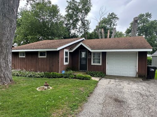 4711 Parkview Dr, Mccullom Lake, IL, 60050-2456 | Card Image