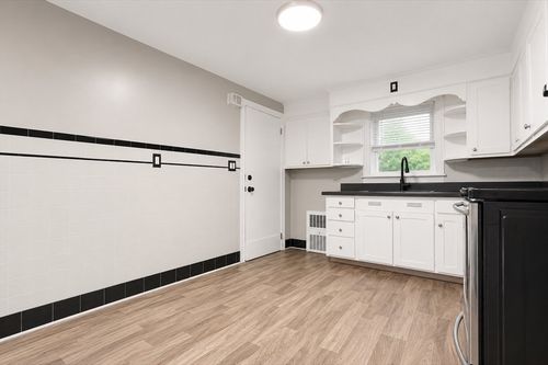1-60 Howard St, Leominster, MA, 01453 | Card Image