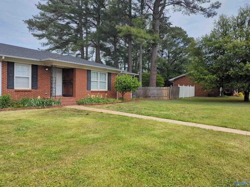 107 Strong Ct Se, Huntsville, AL, 35802-3423 | Card Image