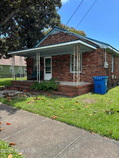 1314 Queen St, Wilmington, NC, 28401-5426 | Card Image