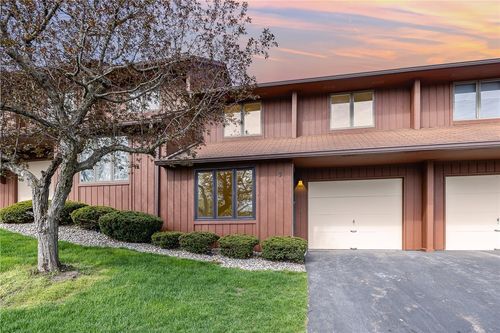 3 Vista View Dr, Fairport, NY, 14450-4009 | Card Image