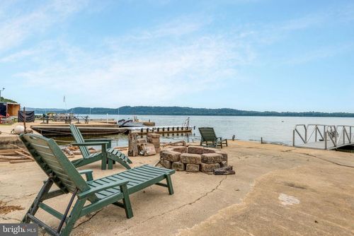 70 Boathouse Road Ext, WRIGHTSVILLE, PA, 17368-8928 | Card Image