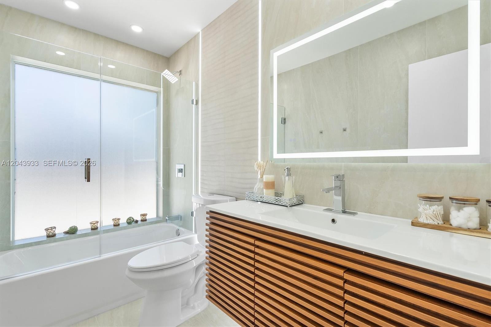 Residential Lease in Oakland Park 4