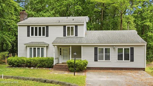 502 Lancelot Dr, Greenville, NC, 27858-8649 | Card Image