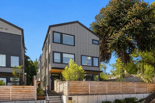 1255 Ne 100th St, Seattle, WA, 98125-7550 | Card Image