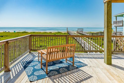 cr257-2032 Blue Water Hwy, Surfside Beach, TX, 77541-1500 | Card Image