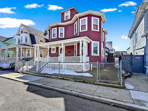 19 Moore St, Winthrop, MA, 02152-1320 | Card Image