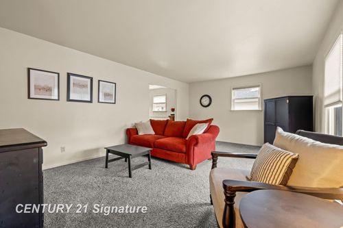 5287 Weiss Street, Saginaw Charter Township, MI, 48603 | Card Image