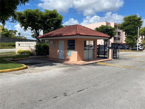 apt-g401-1900 W 68th St, Hialeah, FL, 33014-4480 | Card Image