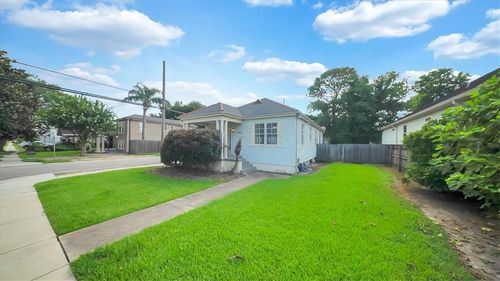 4979 Painters St, New Orleans, LA, 70122-5123 | Card Image