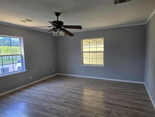 PRIMARY BEDROOM | Image 10