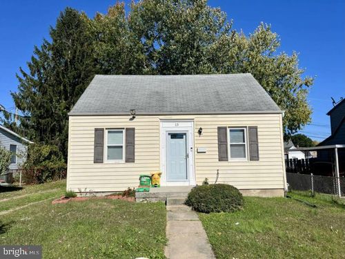 13 Plateau Rd, ESSEX, MD, 21221-7031 | Card Image