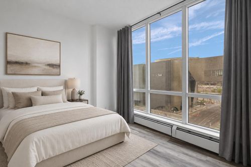 712-450 8 Ave Se, Calgary, AB, T2G1T2 | Card Image