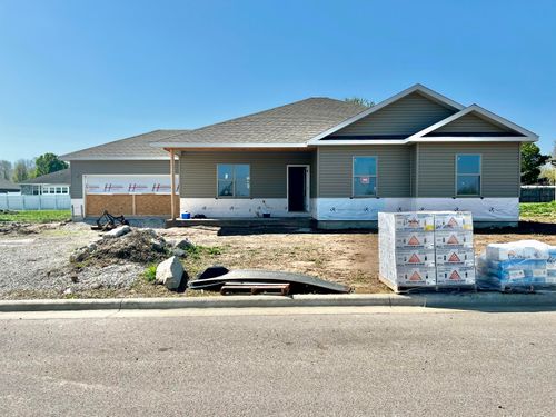 660 E Vivian St, Bolivar, MO, 65613-1387 | Card Image