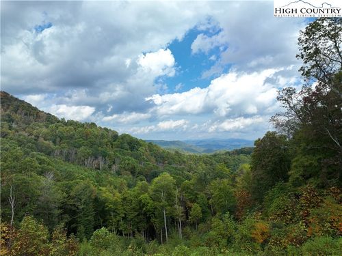 18 Morgans Ridge Dr, Banner Elk, NC, 28604 | Card Image