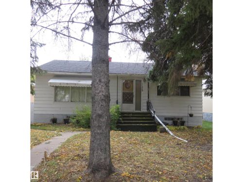 11929 52 St Nw, Edmonton, AB, T5W3J5 | Card Image