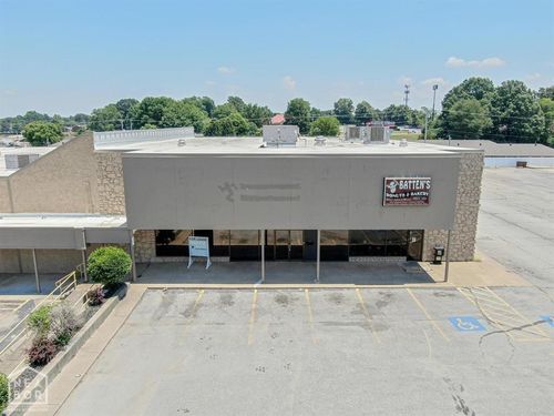 1705 W Kingshighway, Paragould, AR, 72450-4014 | Card Image